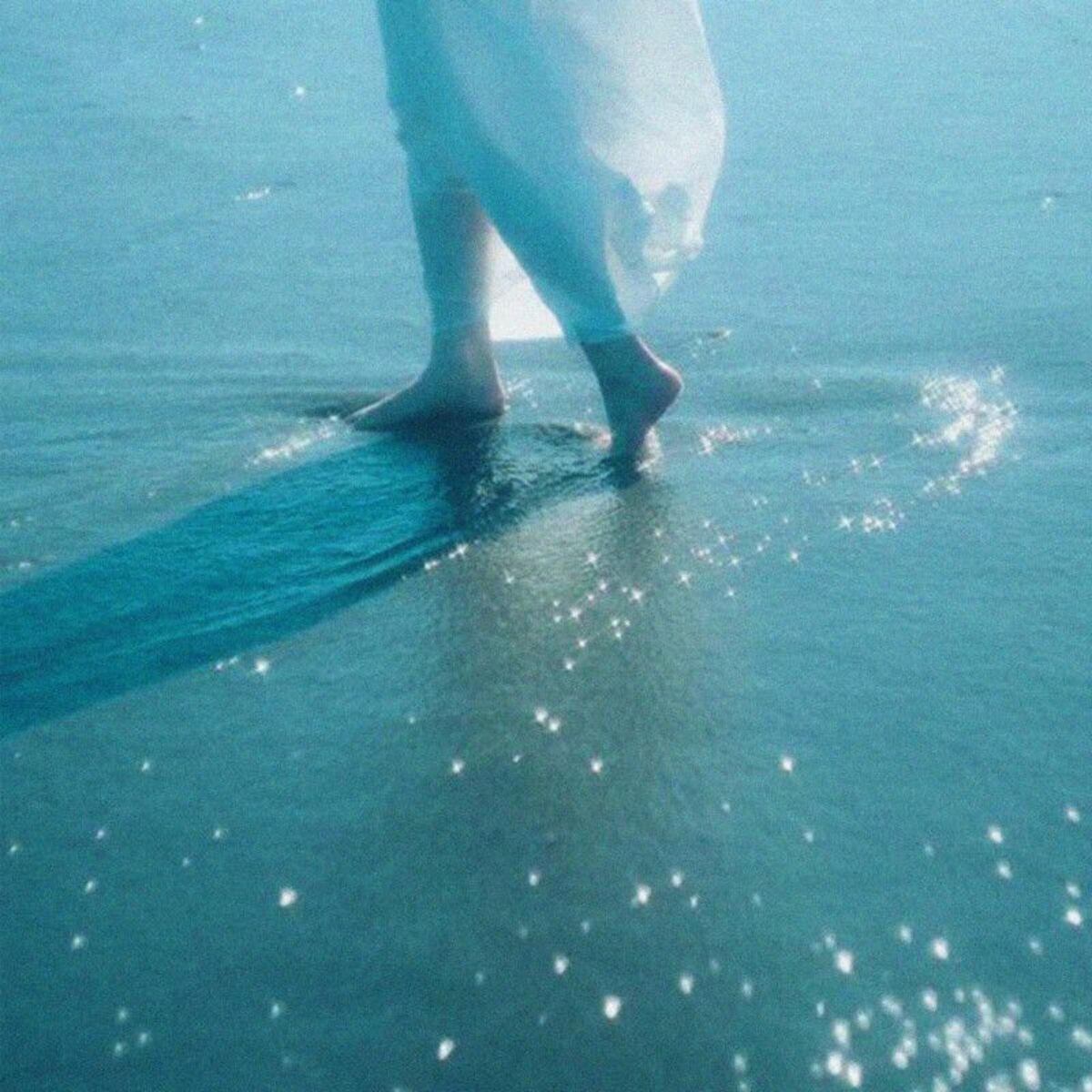 Album cover of cry (piano cover)