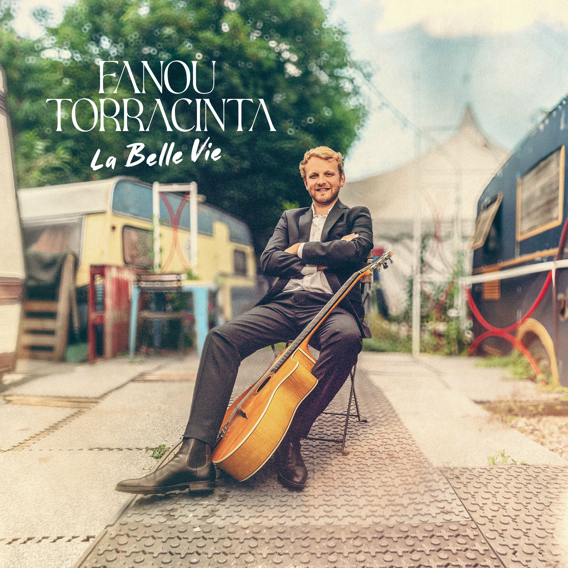 Album cover of La Belle Vie