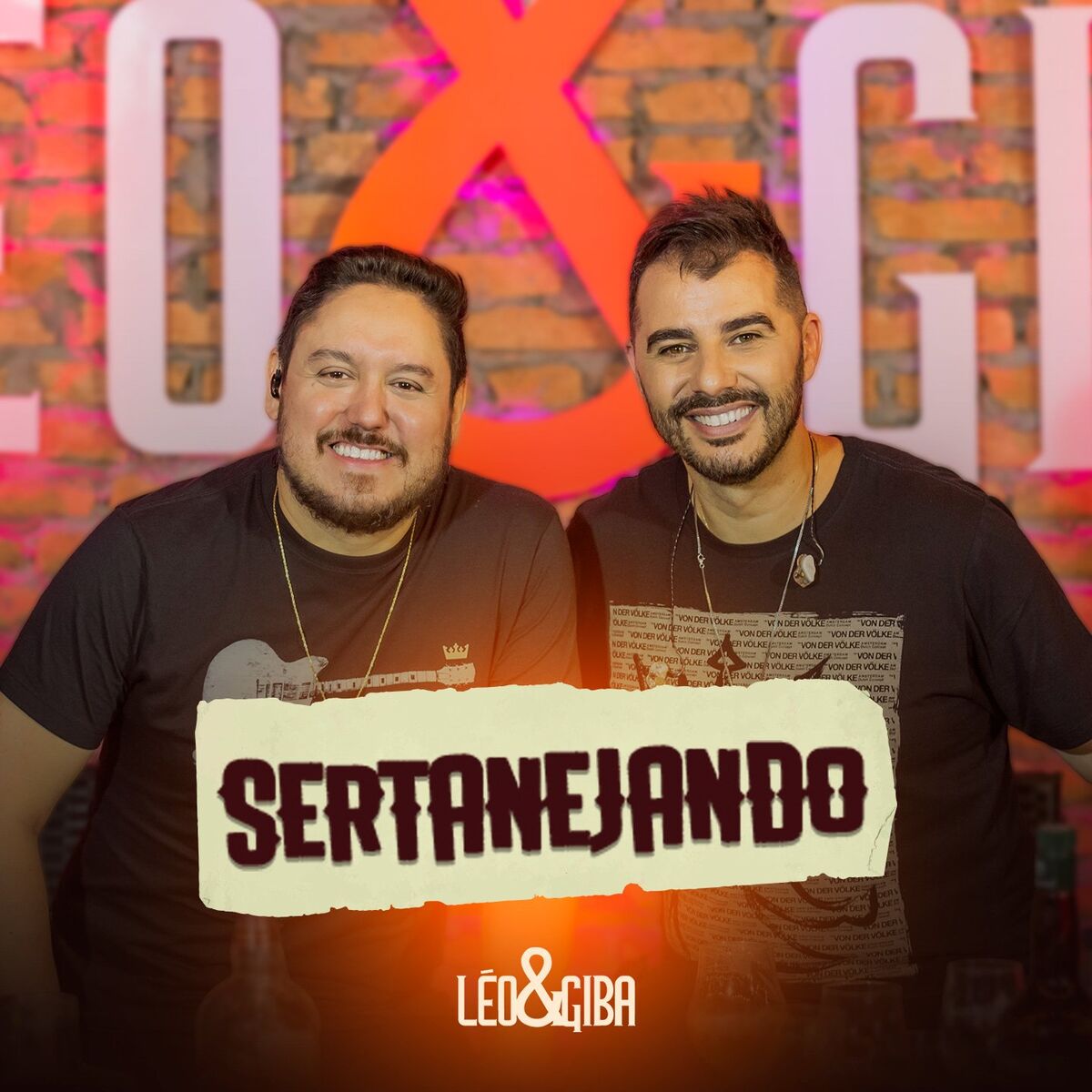 Album cover of Sertanejando