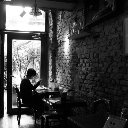 Bossa Bistro BGM: Moody & Jazzy Day
