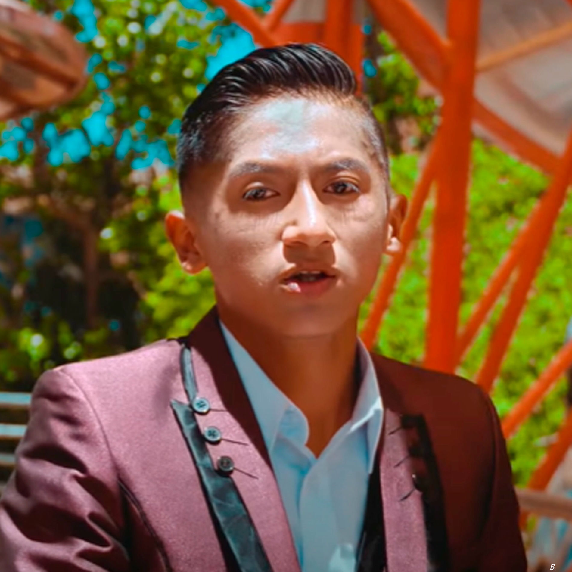 Album cover of El Enemigo Esta Vencido