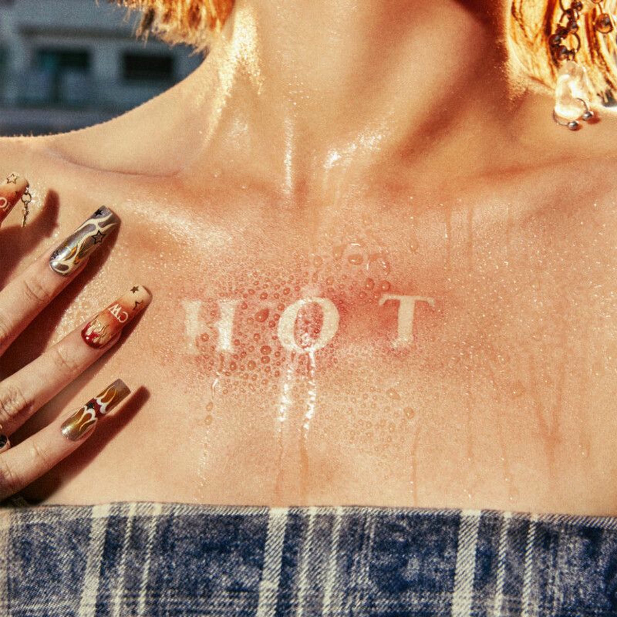 Album cover of HOT