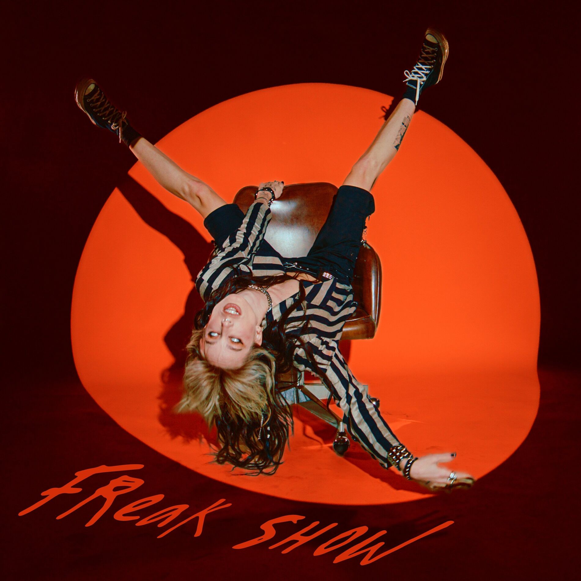 Album cover of FREAK SHOW