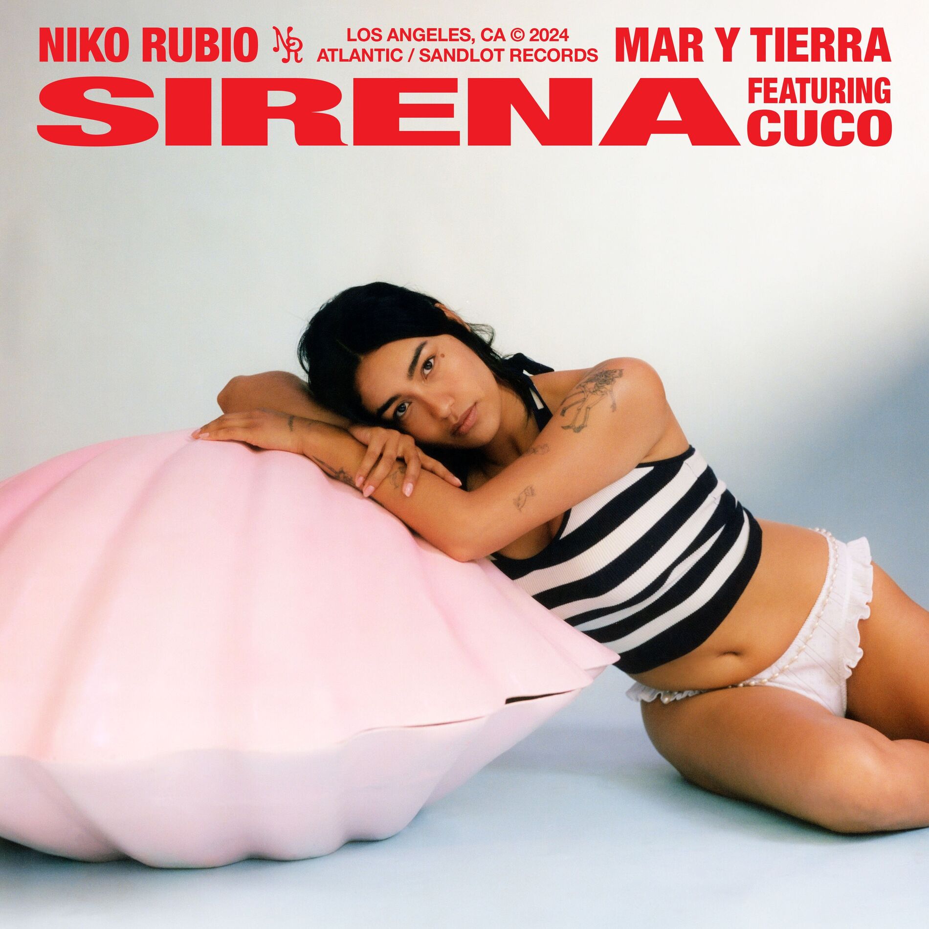 Album cover of Sirena (feat. Cuco)