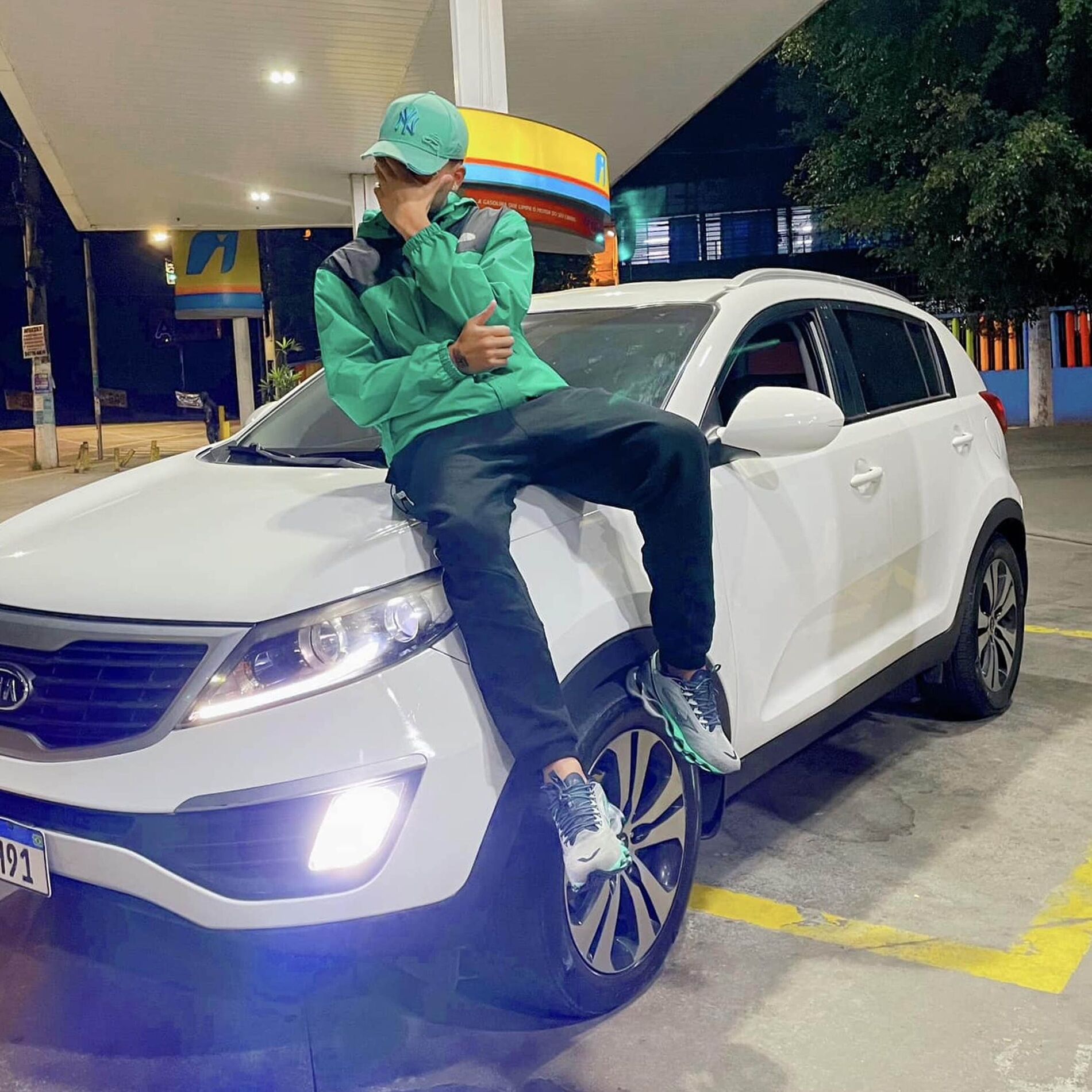 Album cover of Eu vou gravar um video seu fodendo na land rover
