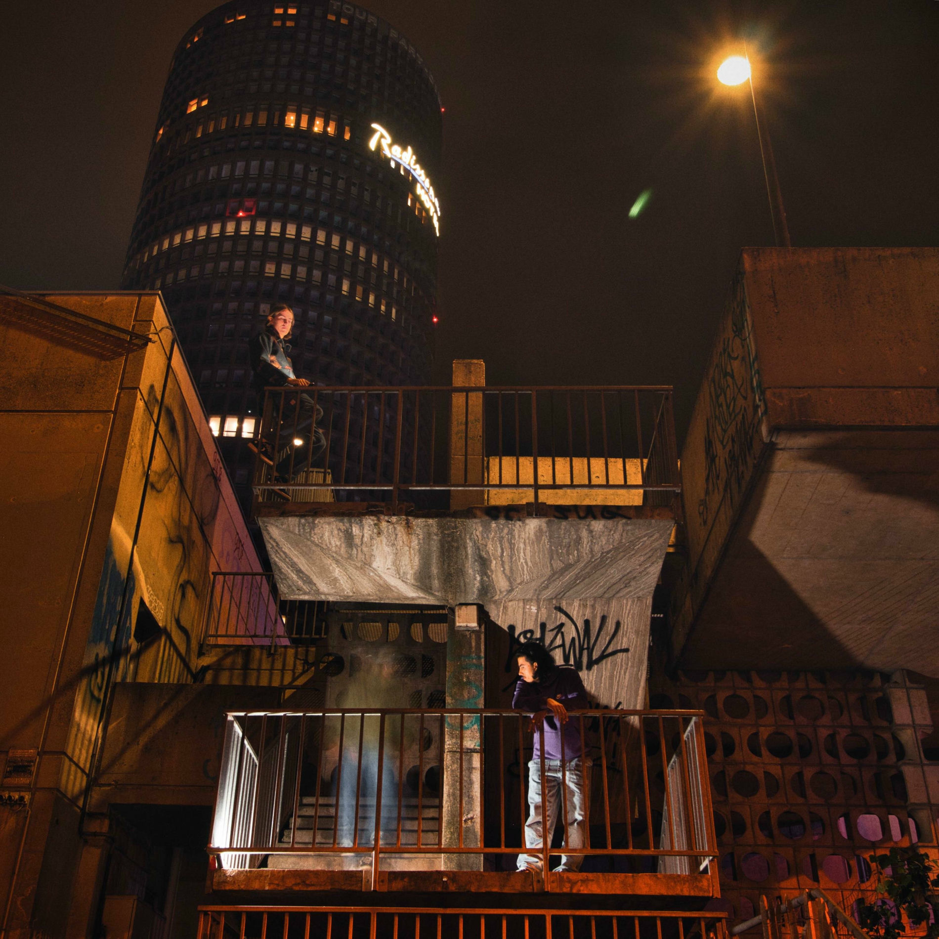 Album cover of Distancer (feat. Harvey)