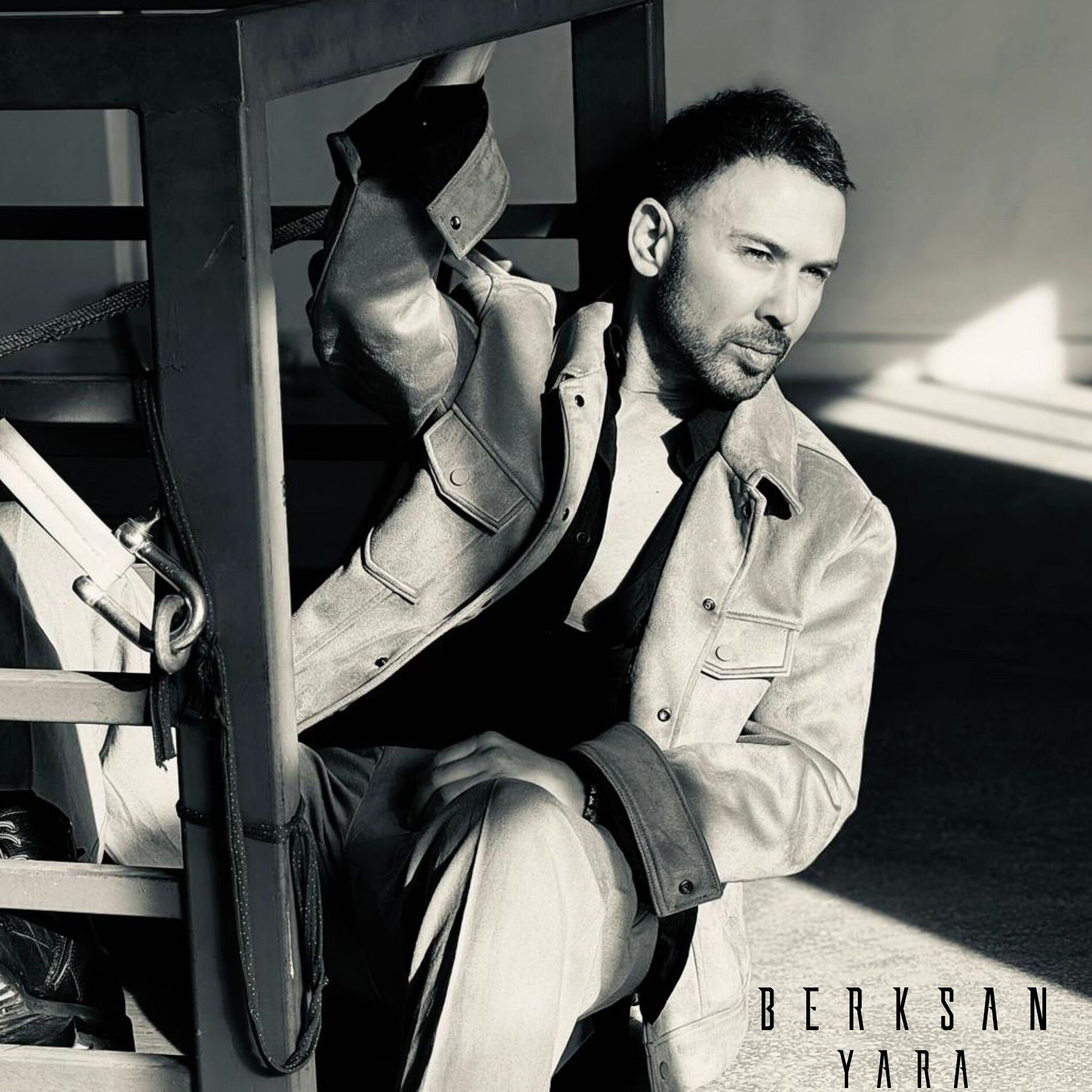 Album cover of YARA