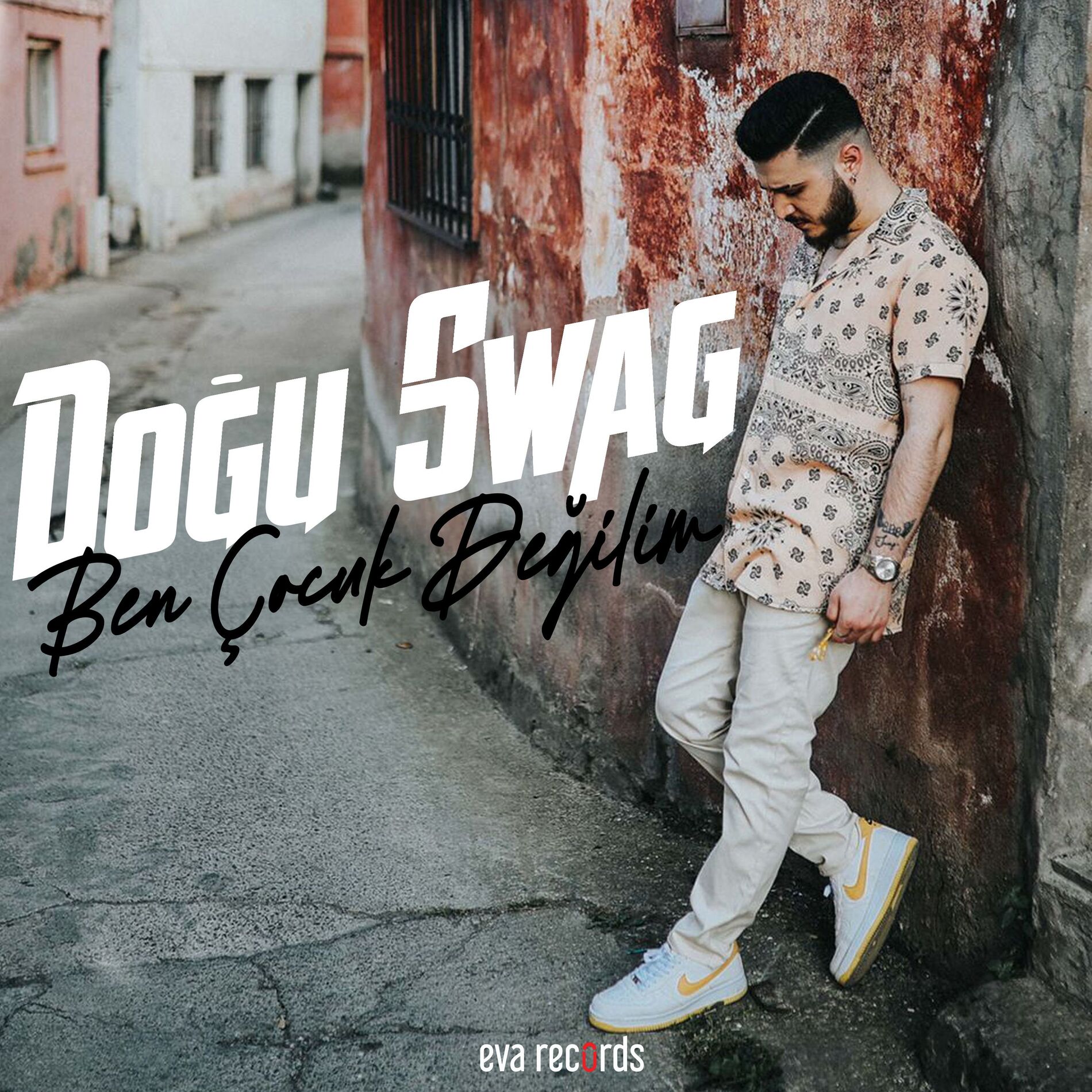 Album cover of Ben Çocuk Değilim