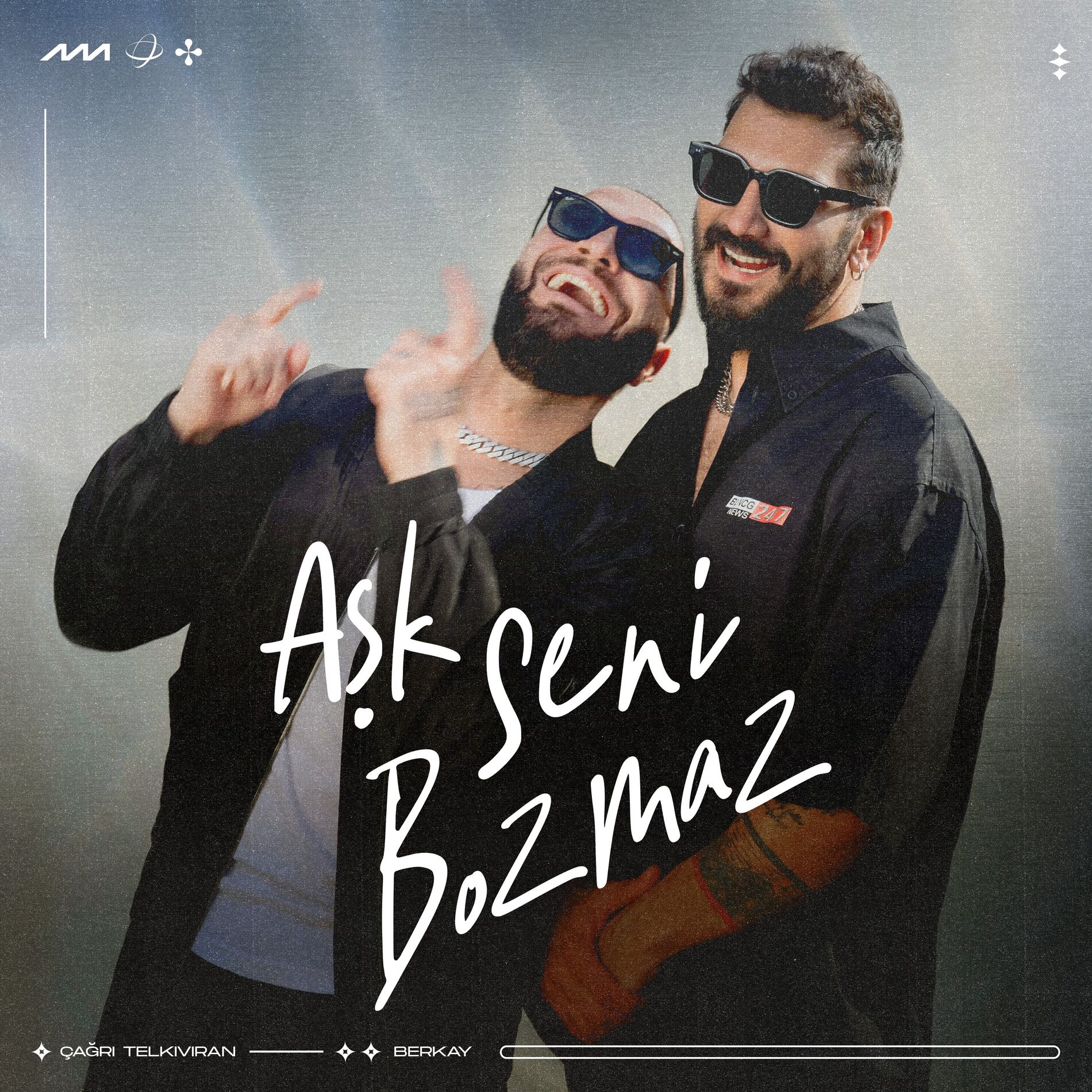 Album cover of Aşk Seni Bozmaz