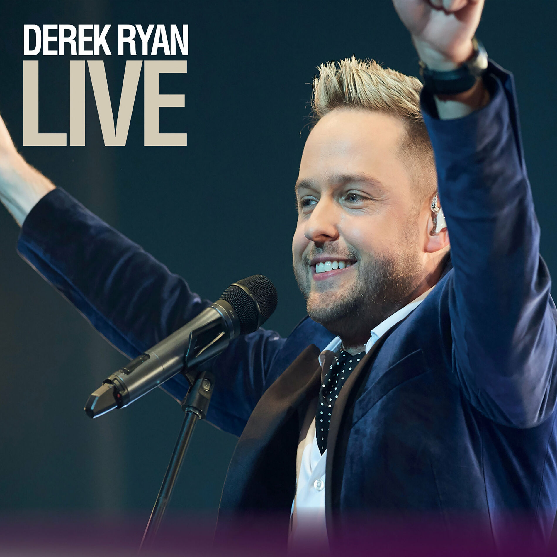 Album cover of Derek Ryan Live