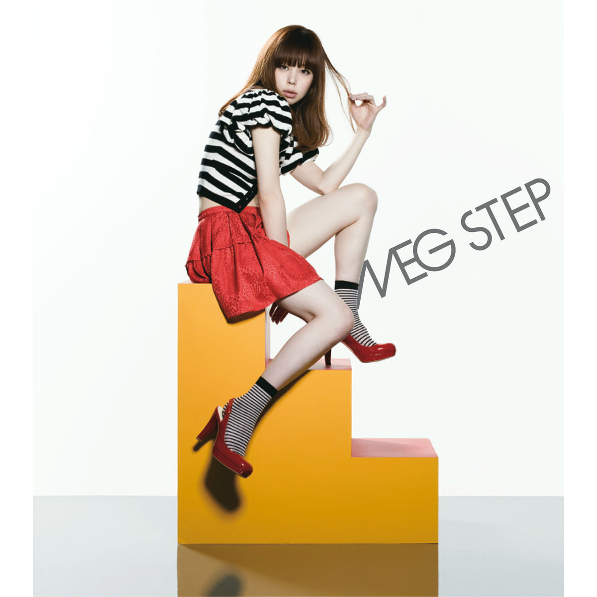 Meg: albums, songs, concerts | Deezer