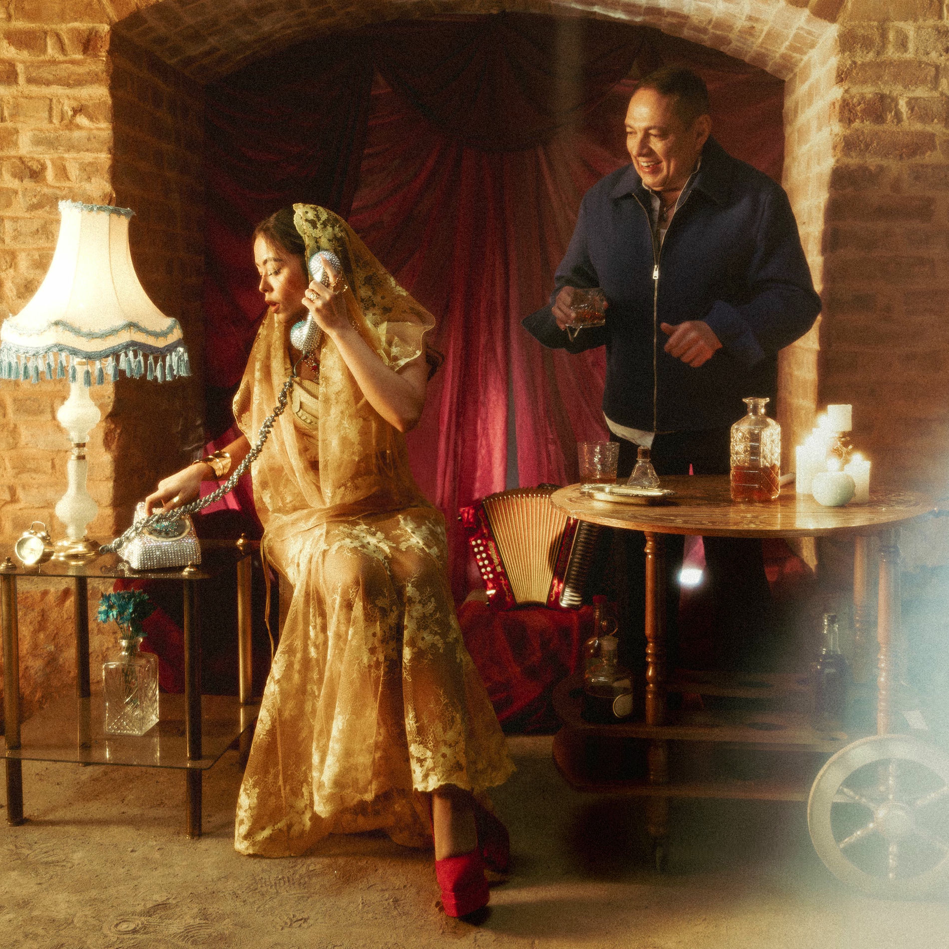 Album cover of Sin medir distancias