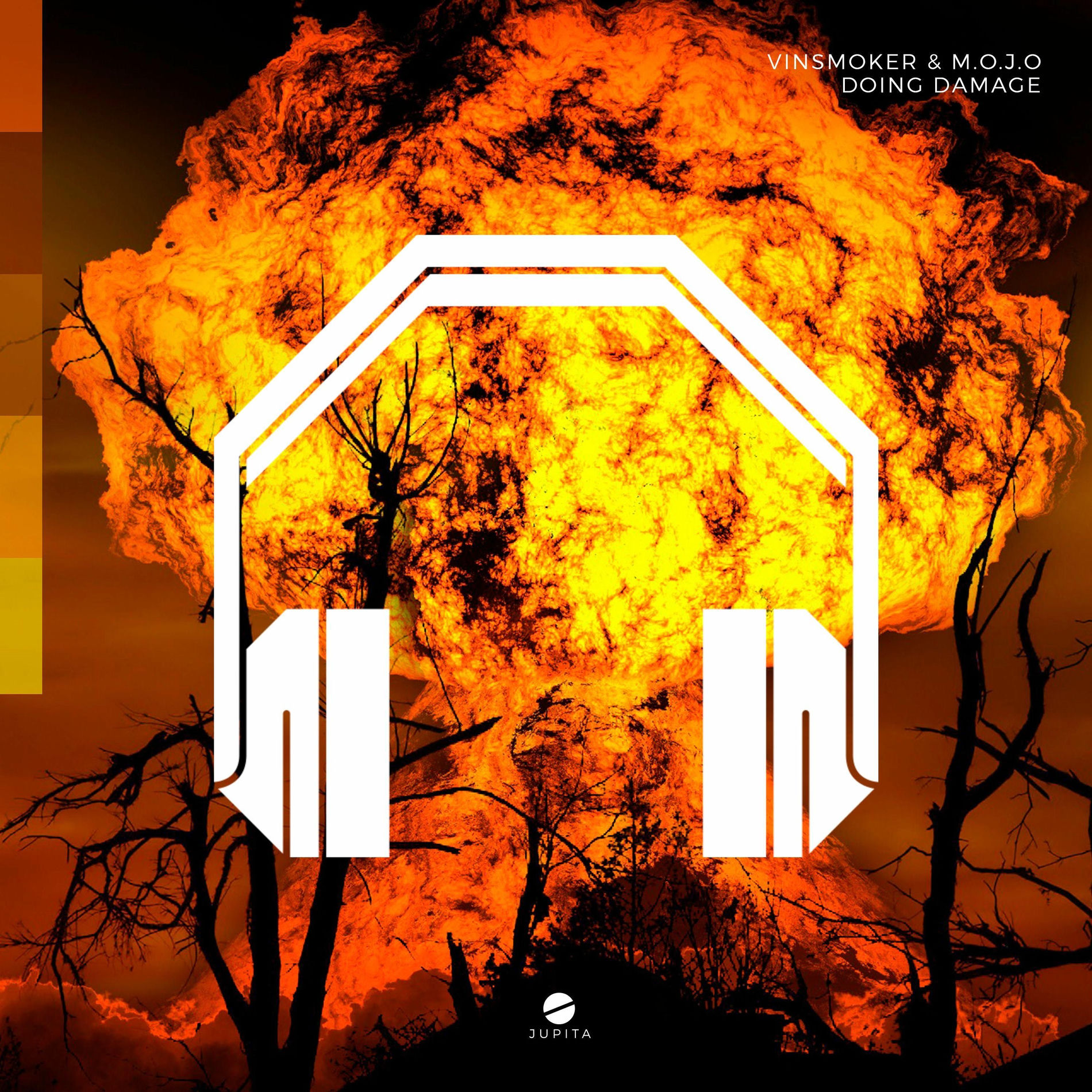 Album cover of Doing Damage (8D Audio)