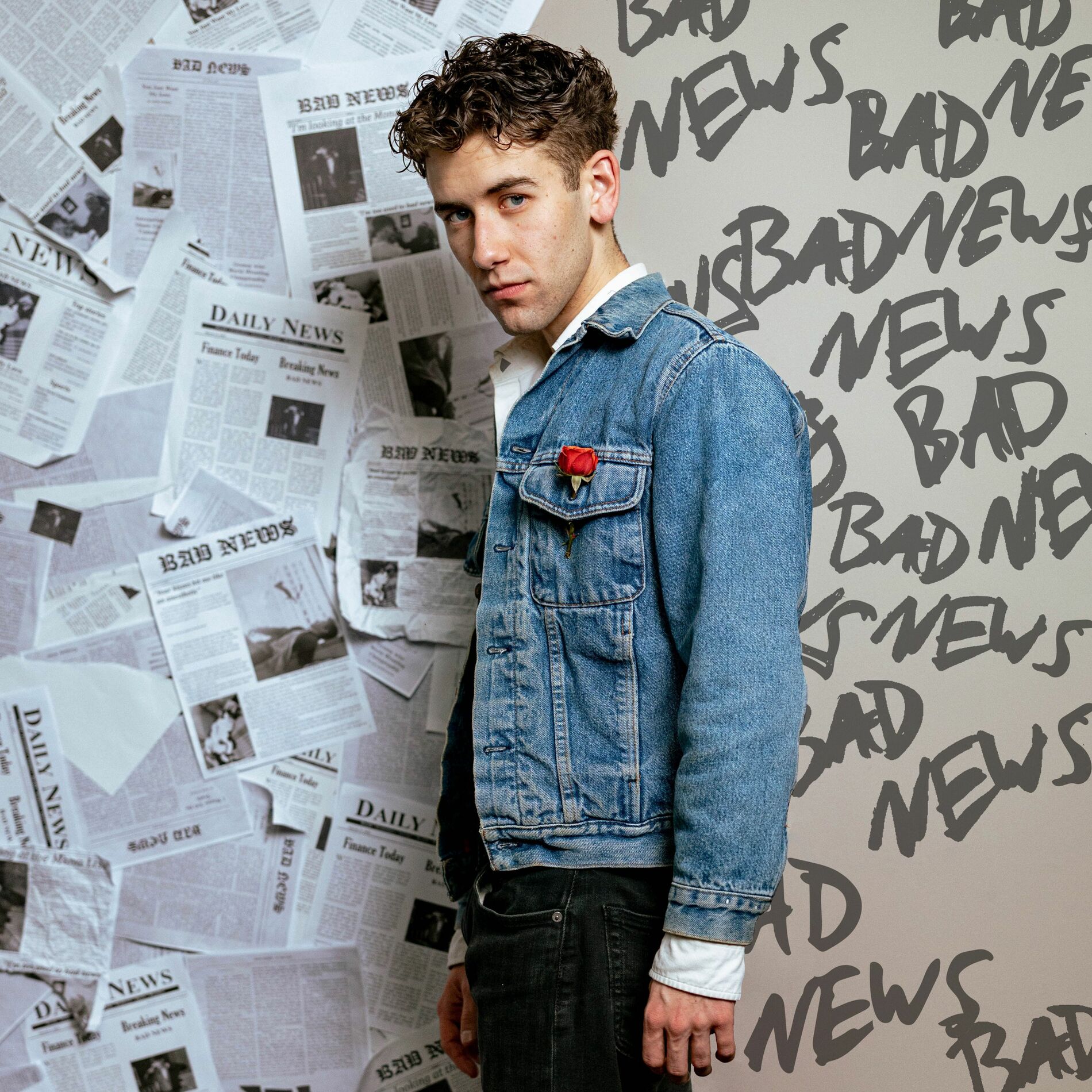 Album cover of BAD NEWS (Mona Lisa)