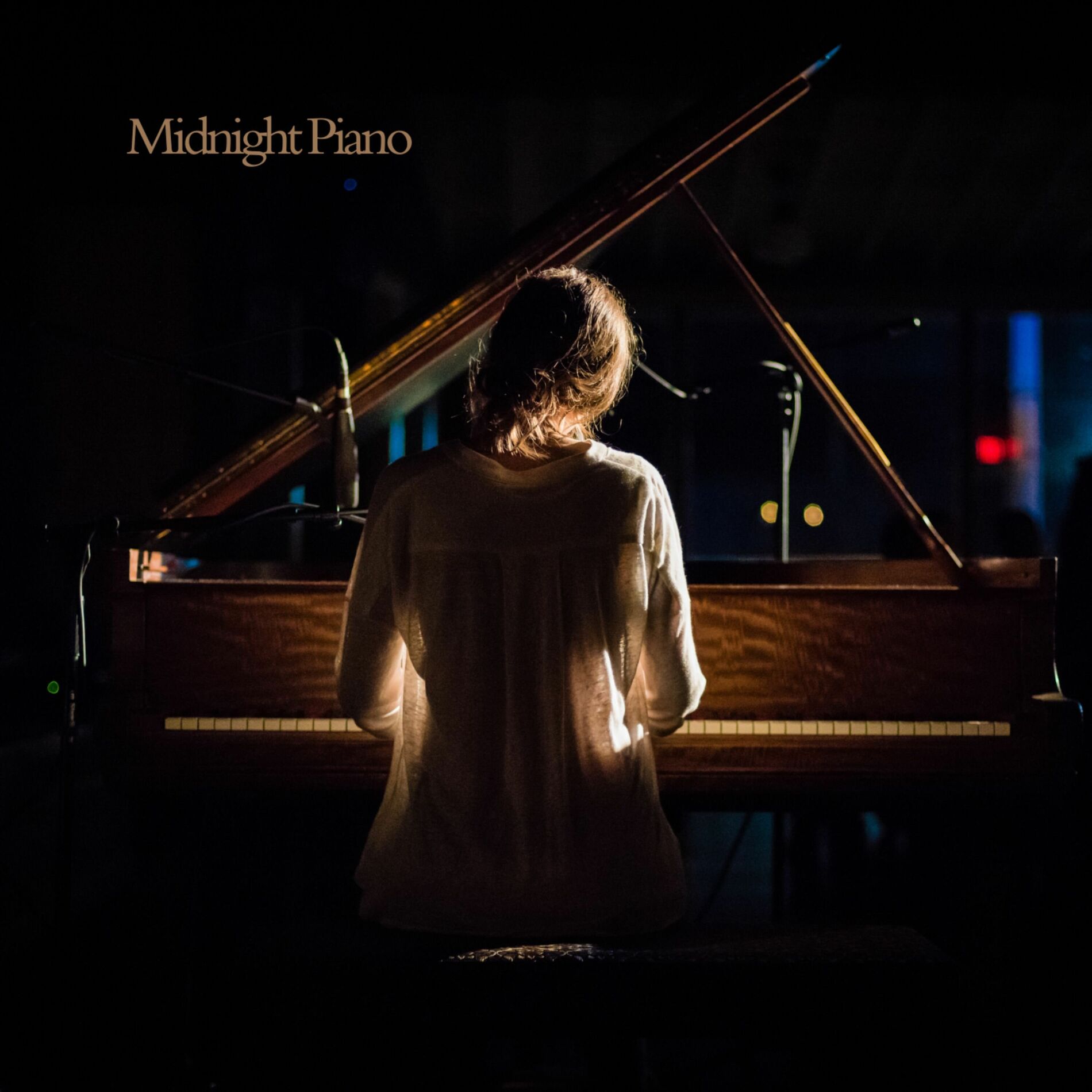 Album cover of Midnight Piano
