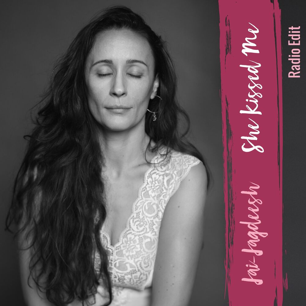 Picture of She Kissed Me (Radio Edit)