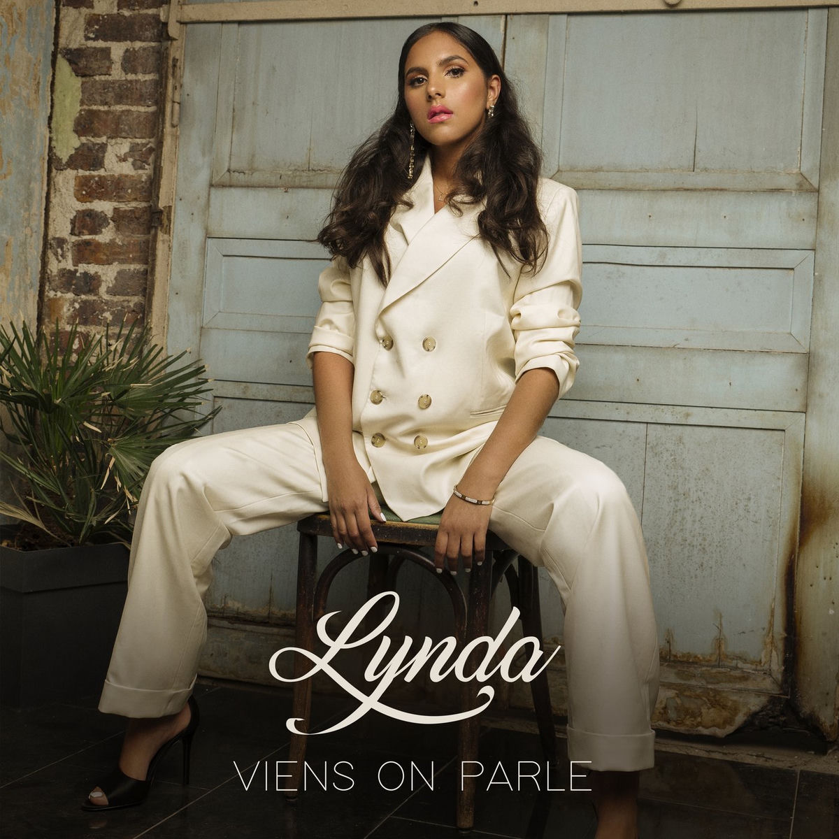 Album cover of Viens on parle