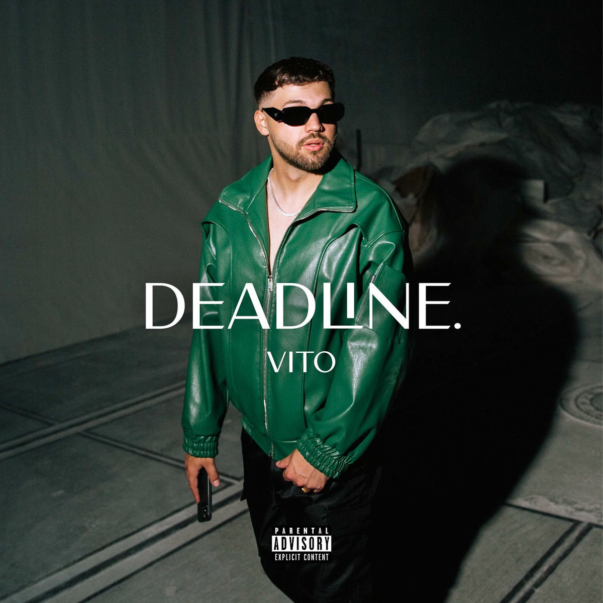 Album cover of deadline.