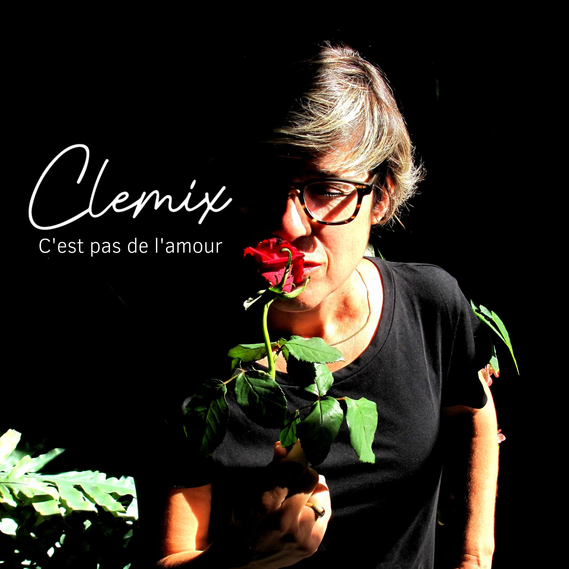 Album cover of C'est pas de l'amour