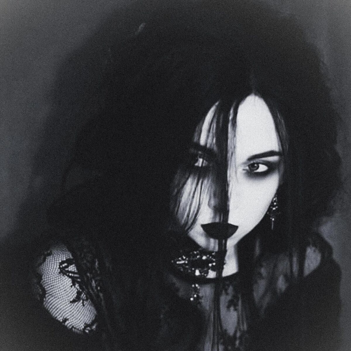 Album cover of cigarette burns
