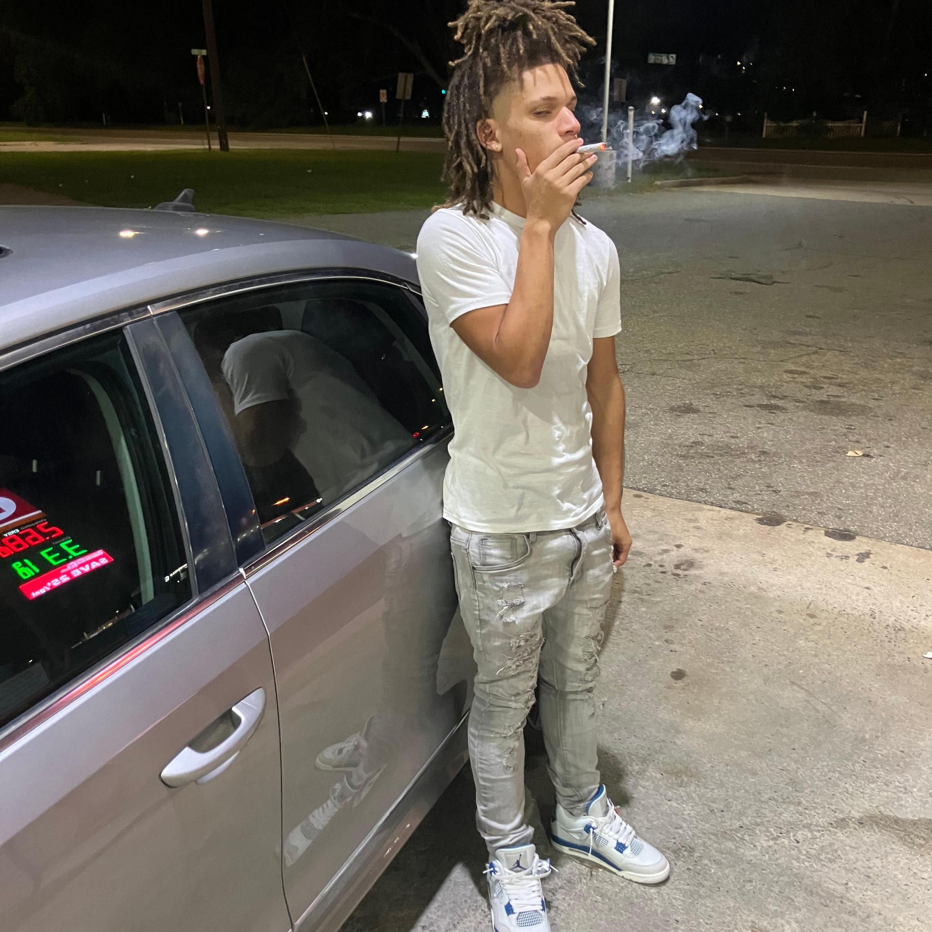 Album cover of needyouaround flow