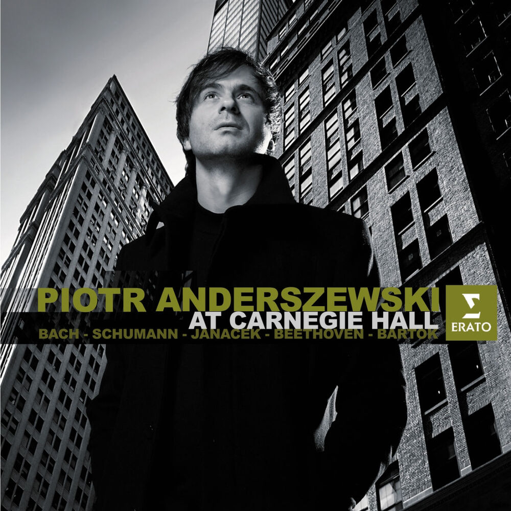 Picture of Piotr Anderszewski at Carnegie Hall