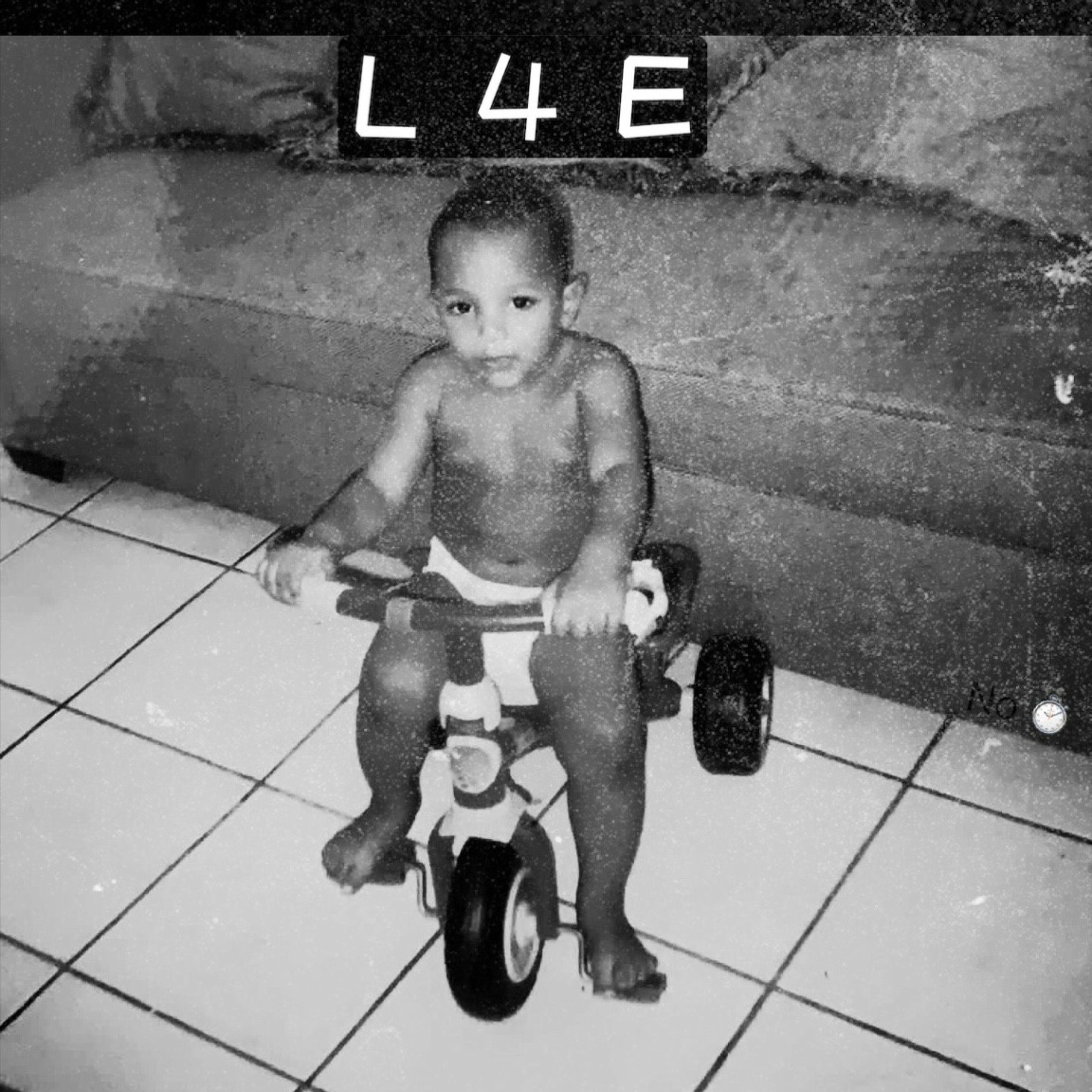 Album cover of L 4 E (Live 4 Ever)