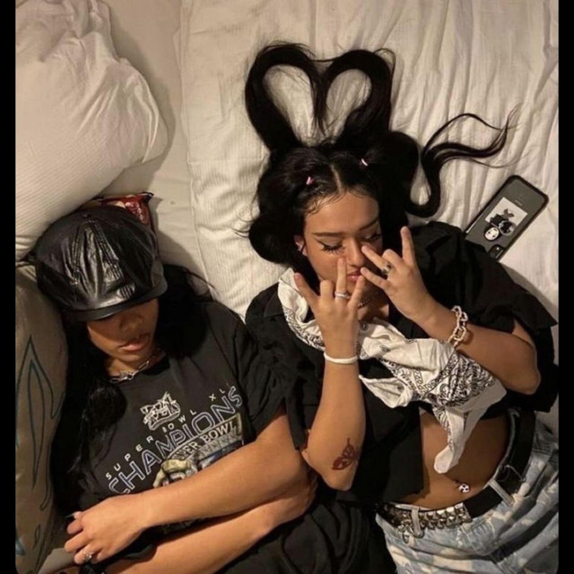 Album cover of Control her emotions