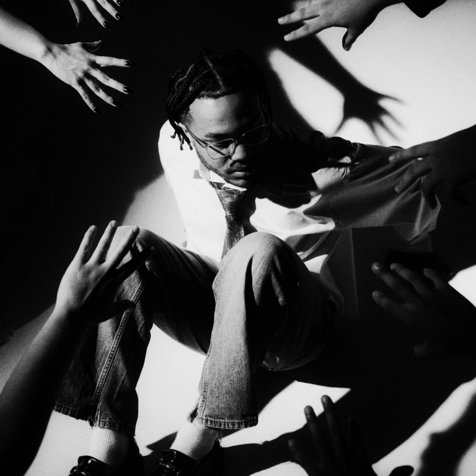 Album cover of Intangible (feat. Alé Araya)