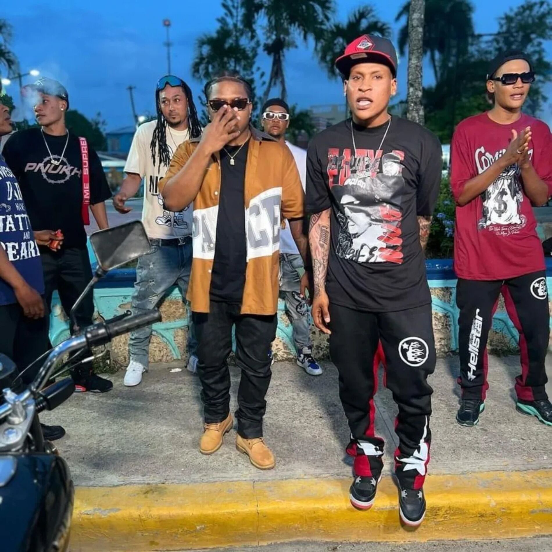 Album cover of La Calle Me Llama