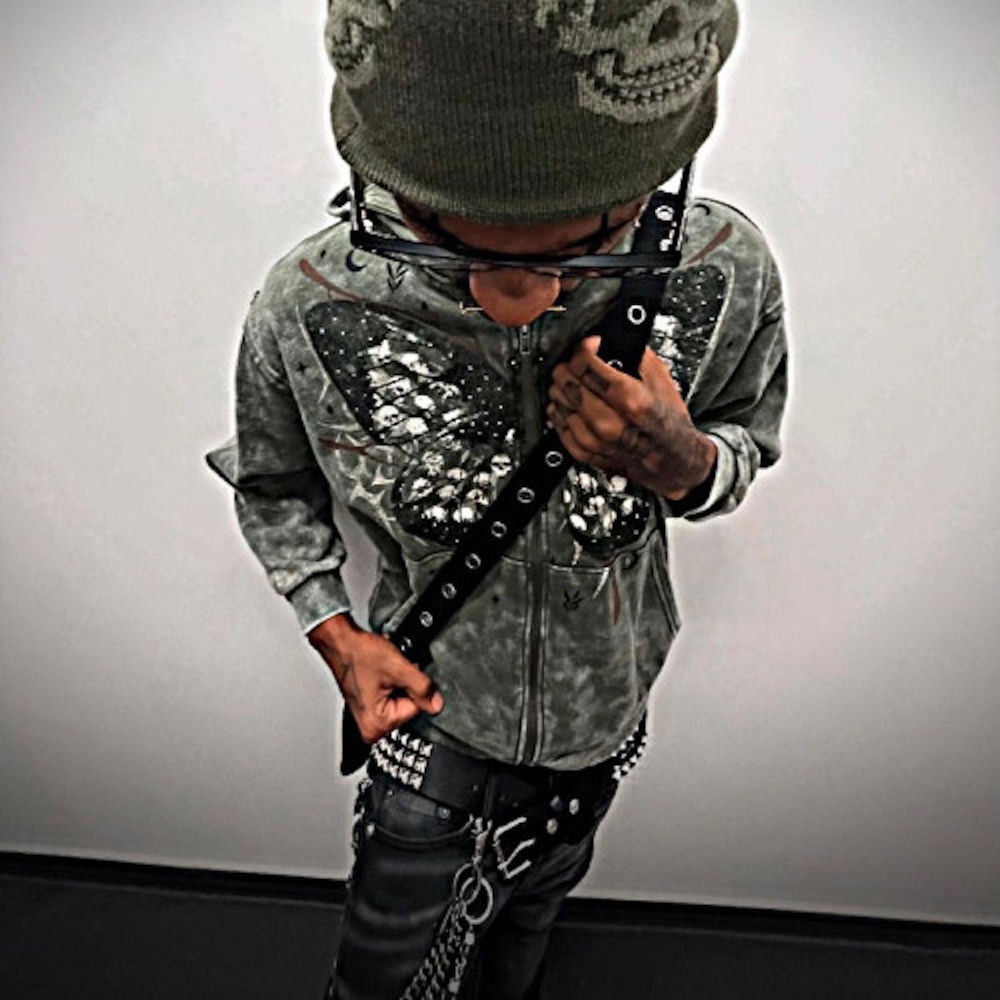 Studed Belt Chain Swang cover