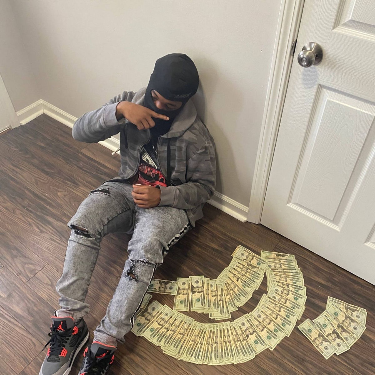 Baby Walkdown - From 7th 2 B | Deezer