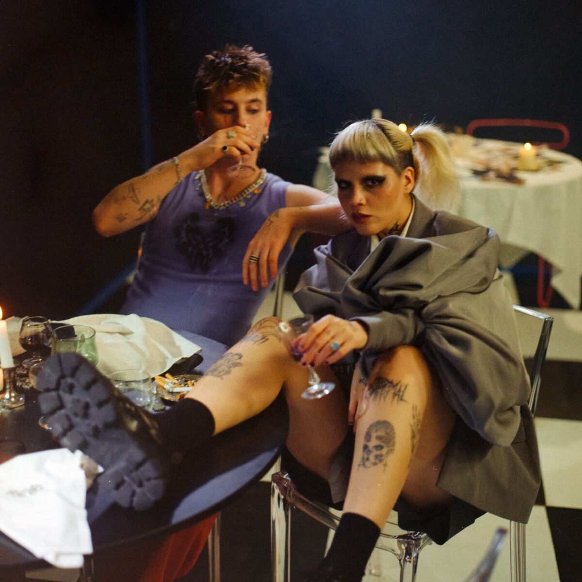 Album cover of Una noche más (feat. Bruses)