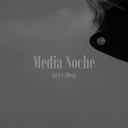 Cover of Media Noche