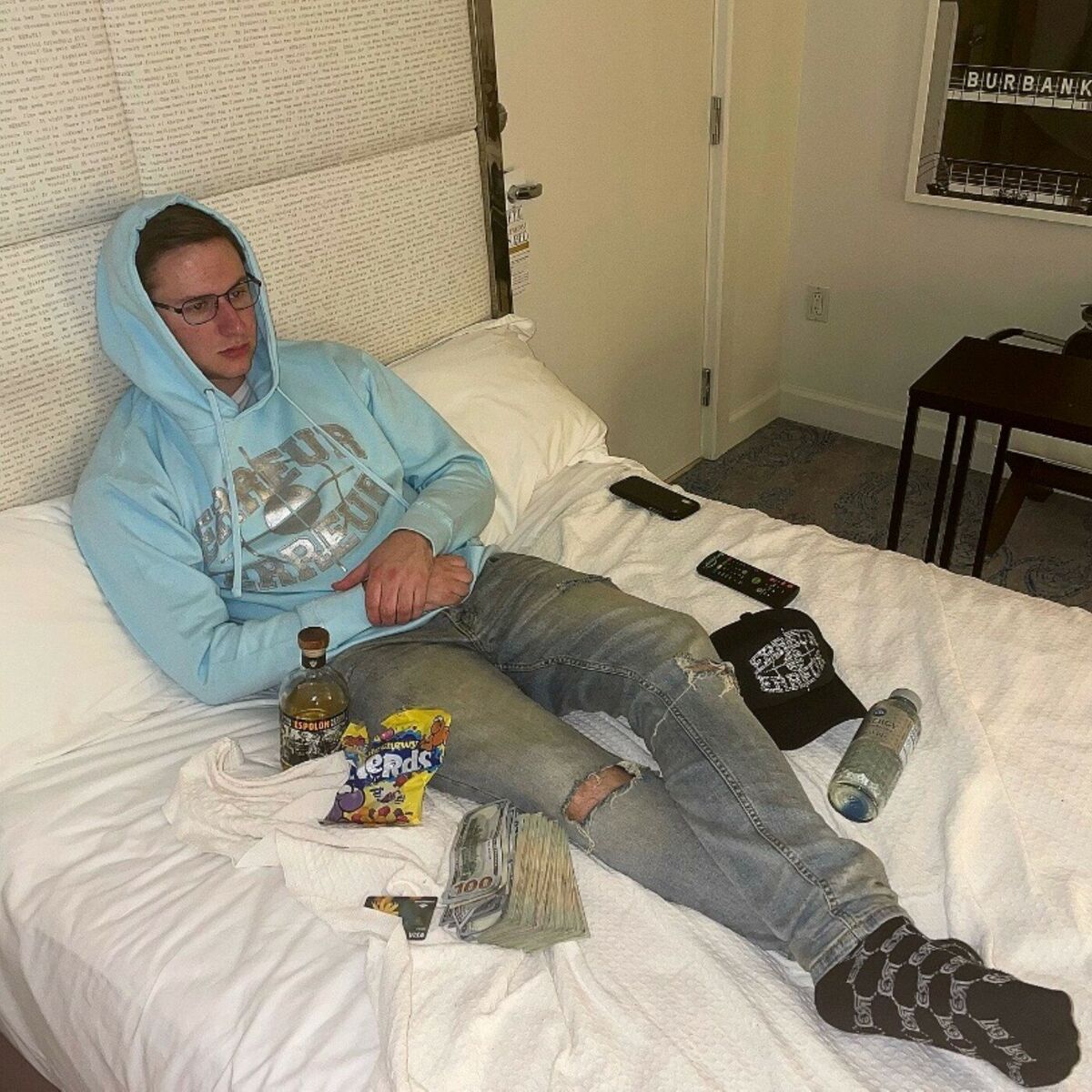 Album cover of Fully Loaded (feat. yvngxchris)