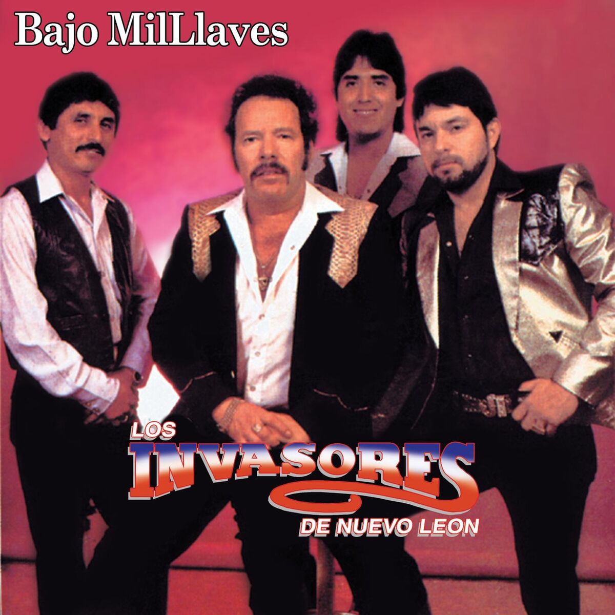 Album cover of Bajo Mil Llaves