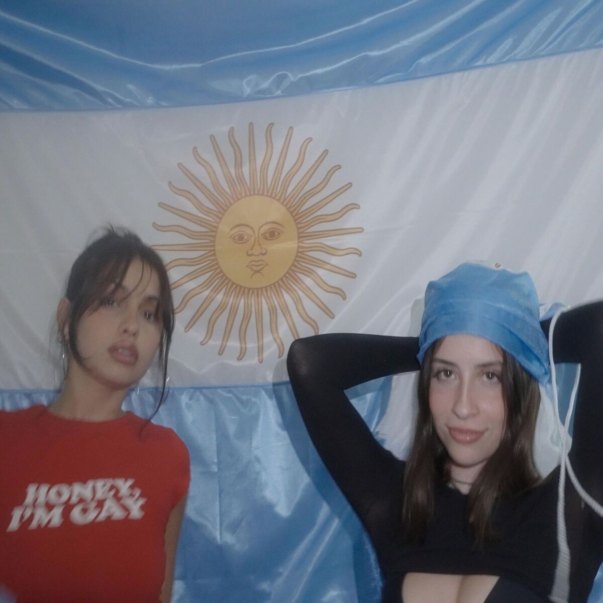 Album cover of Bajo El Sol / Lloviendo En La Ciudad