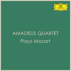 Cover of Amadeus Quartet plays Mozart