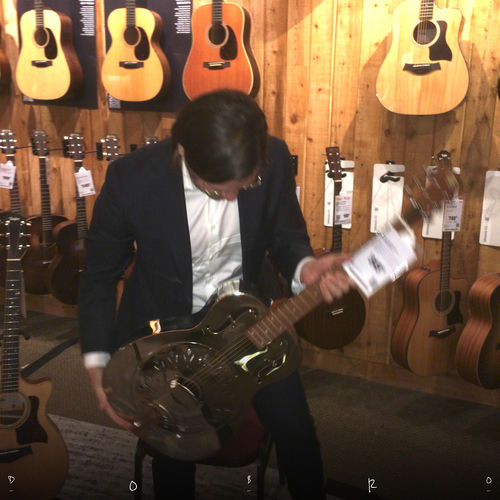 Dobro artwork