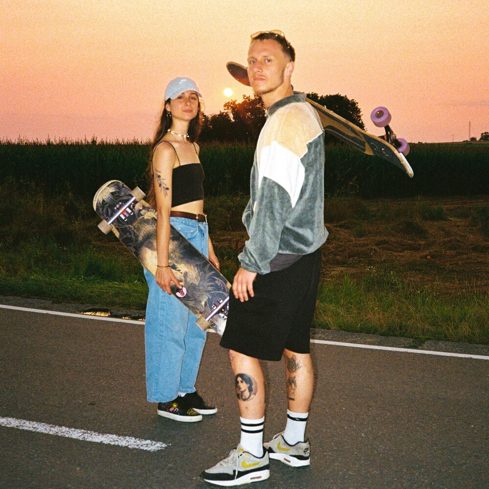 Picture of SKATE GIRL