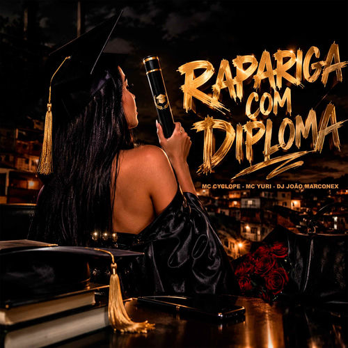 RAPARIGA COM DIPLOMA