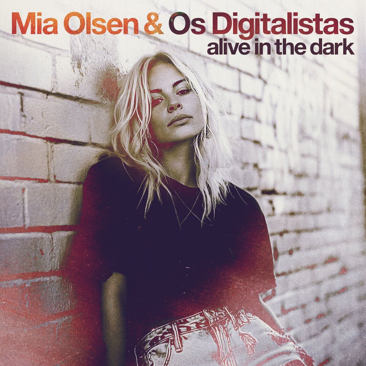 Album cover of Alive In The Dark