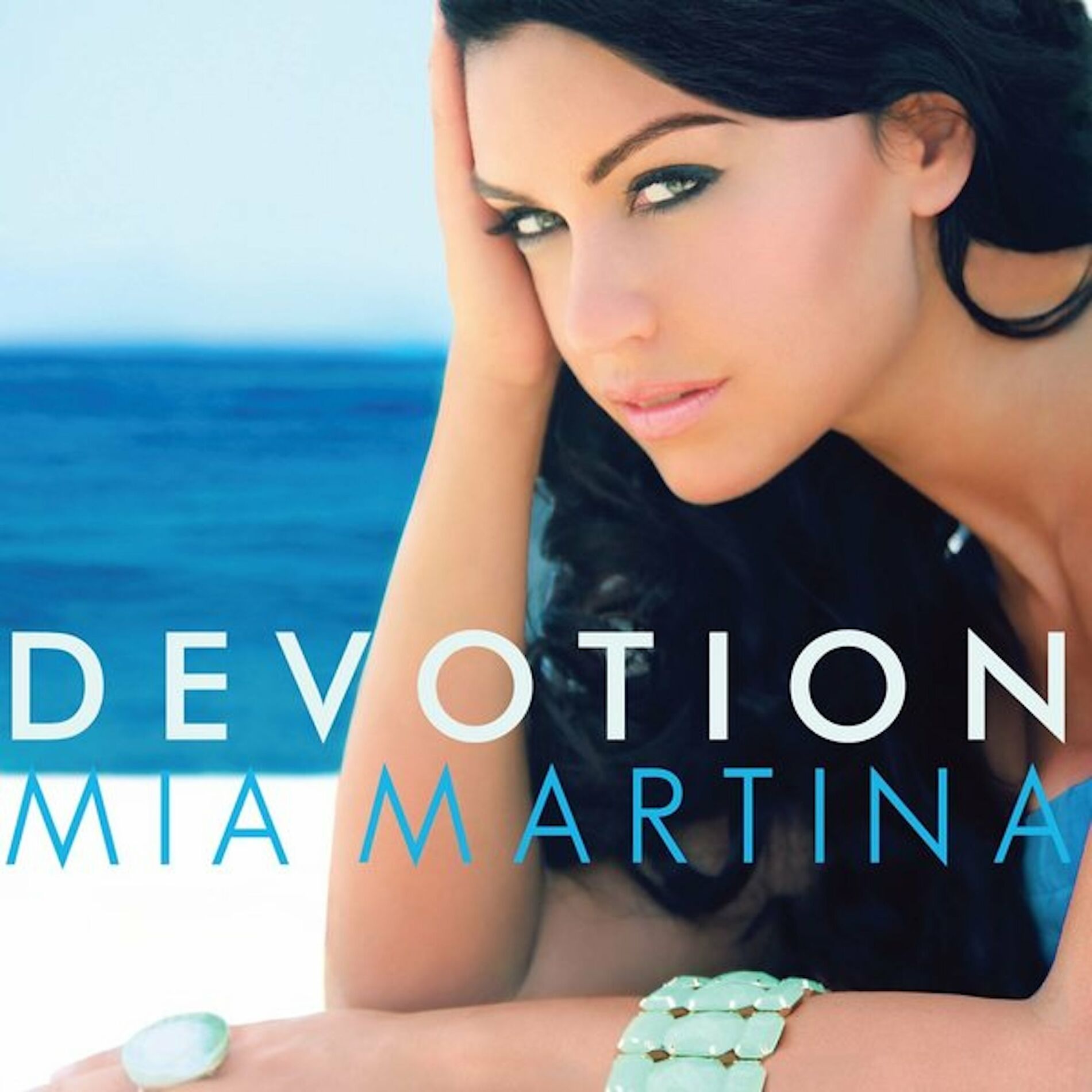 Album cover of Latin Moon