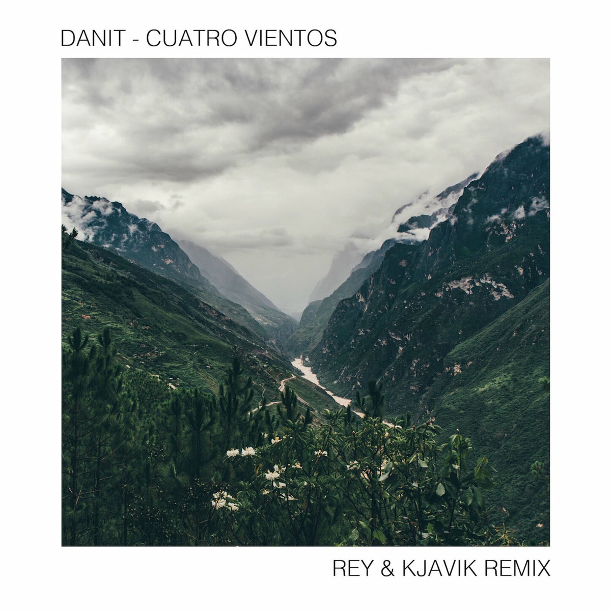 Album cover of Cuatro Vientos