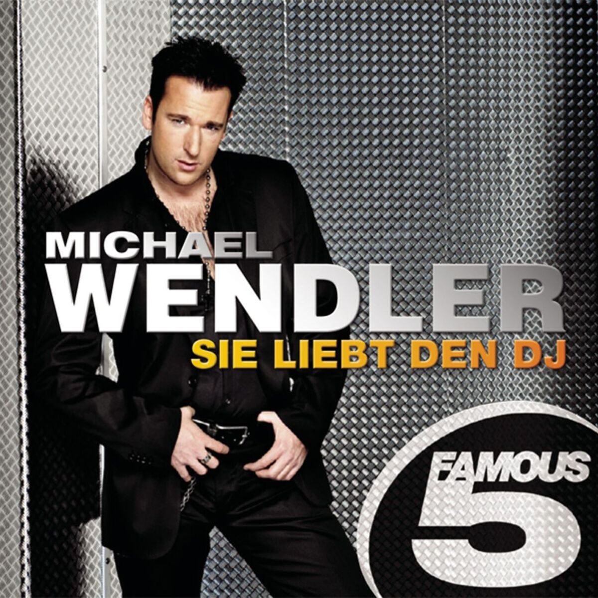 Album cover of Sie liebt den DJ - Famous 5