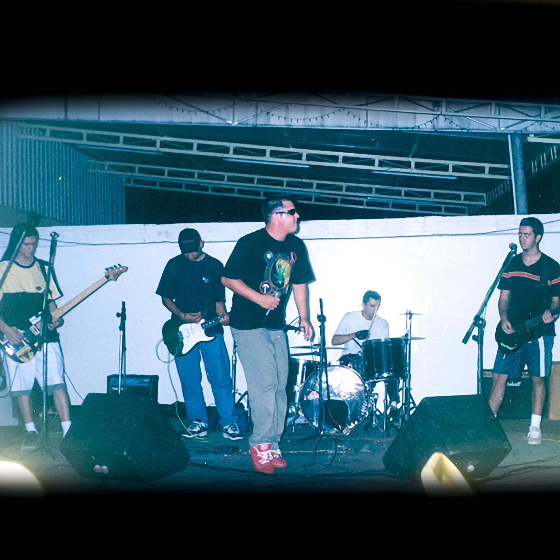 Album cover of Os Fracos Se Tornaram Reis