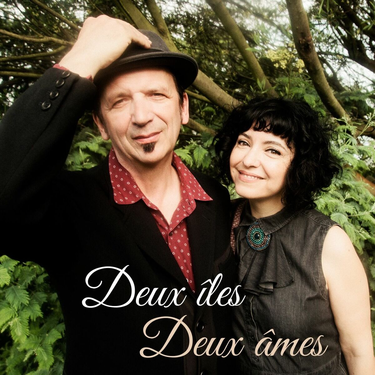Album cover of Deux îles deux âmes