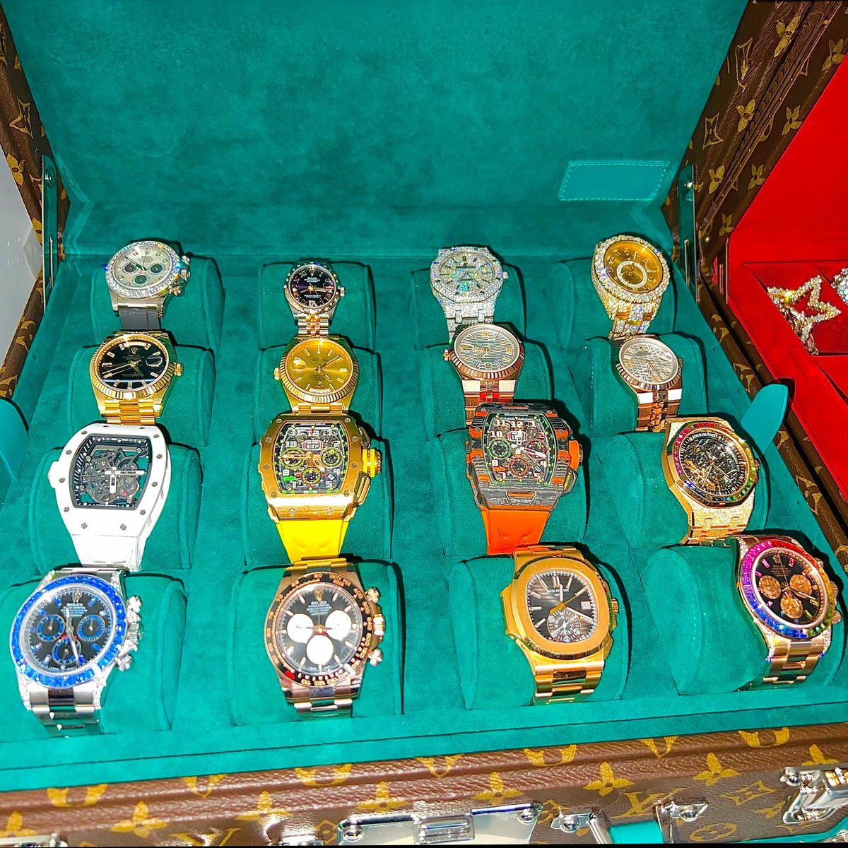 Album cover of Persigue la 700