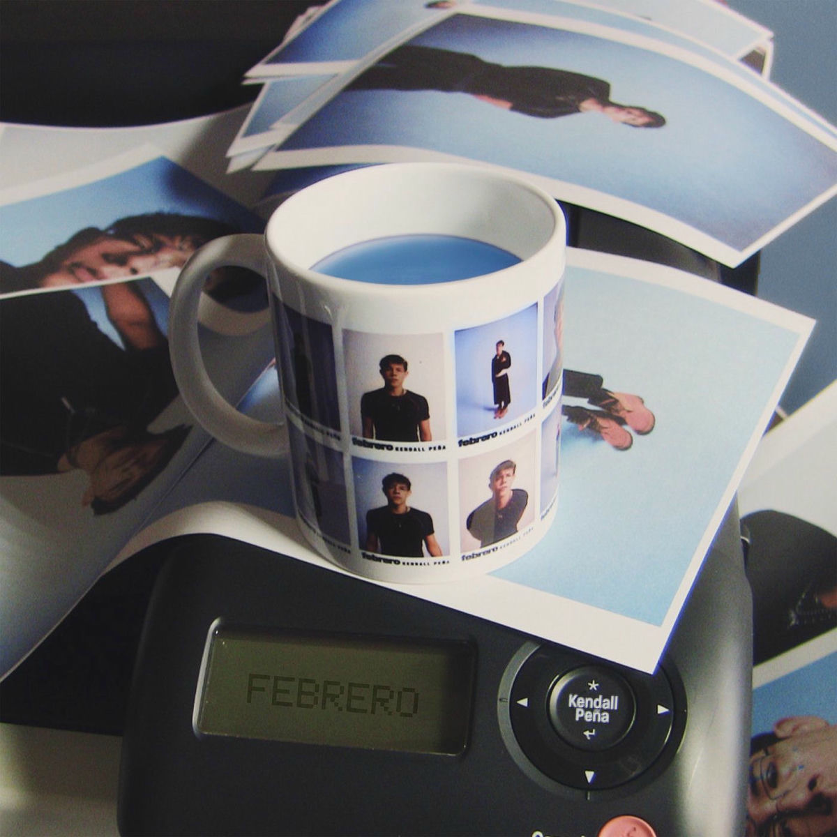 Album cover of febrero