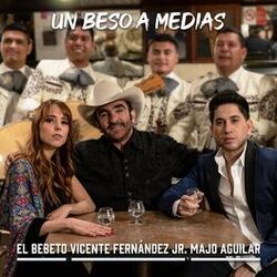 Cover of Un Beso a Medias